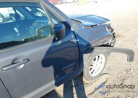 2023 Jeep Renegade Latitude 4X4 из США, поврежденный, VIN ZACNJDB16PPP57633